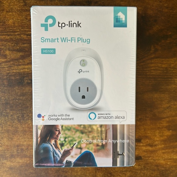 TP Link Smart Wi-Fi Plug - Picture 1 of 5